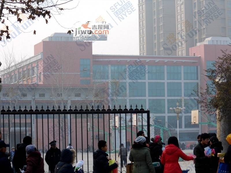 【白马庄园二手房】枣庄白马庄园二手房出售信