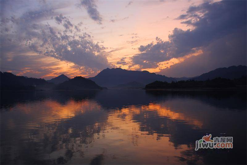 绿地太平湖实景图图片