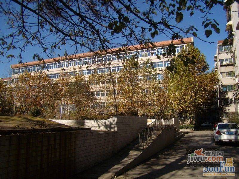 鸿建花园实景图图片