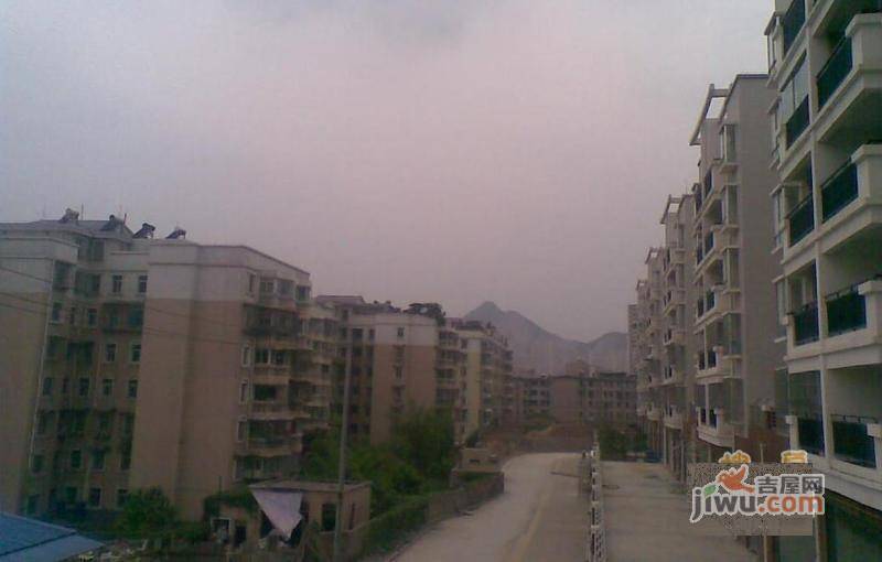 珠江公寓实景图图片