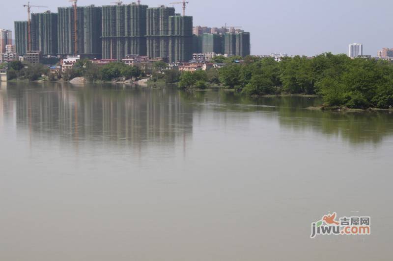 漓江蓝湾实景图图片