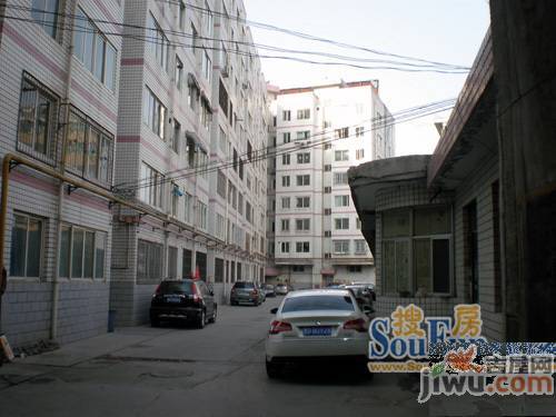 三易小区实景图图片