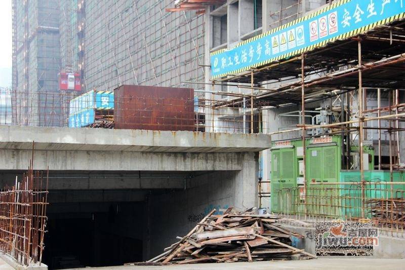 宝嘉誉峰实景图图片