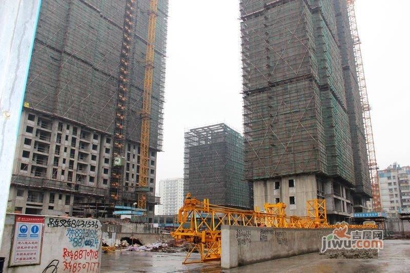 宝嘉誉峰实景图图片