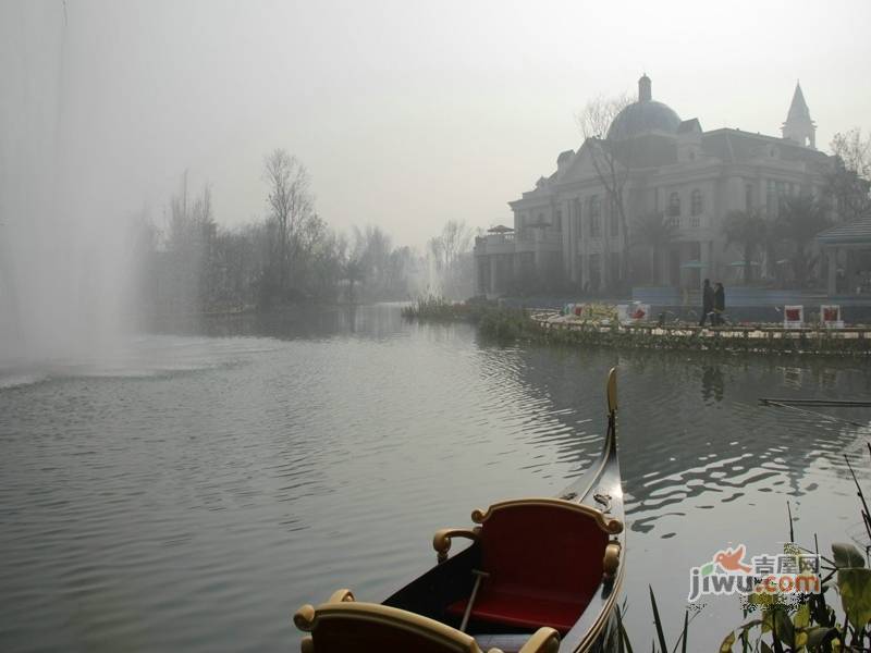 万宸阅湖郡实景图图片